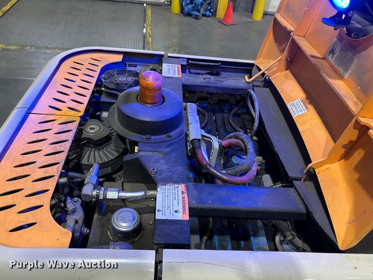 image for item EC8136 2018 Crown SP4050-30 order picker