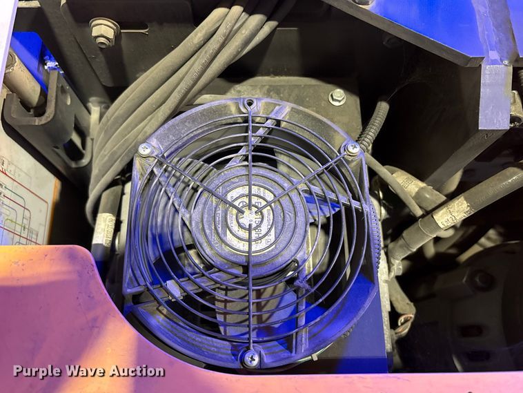 image for item EC8136 2018 Crown SP4050-30 order picker