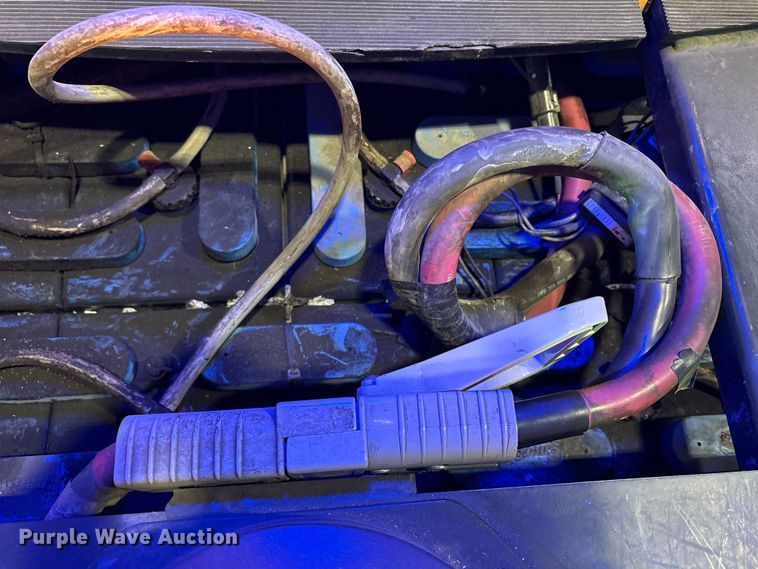 image for item EC8136 2018 Crown SP4050-30 order picker