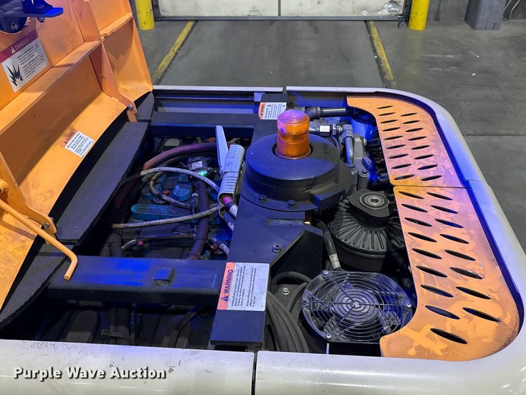 image for item EC8137 2018 Crown SP4050-30 order picker