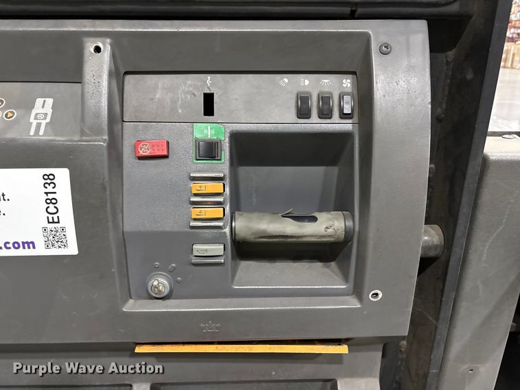 image for item EC8138 2018 Crown SP4050-30 order picker