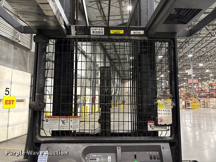 image for item EC8138 2018 Crown SP4050-30 order picker