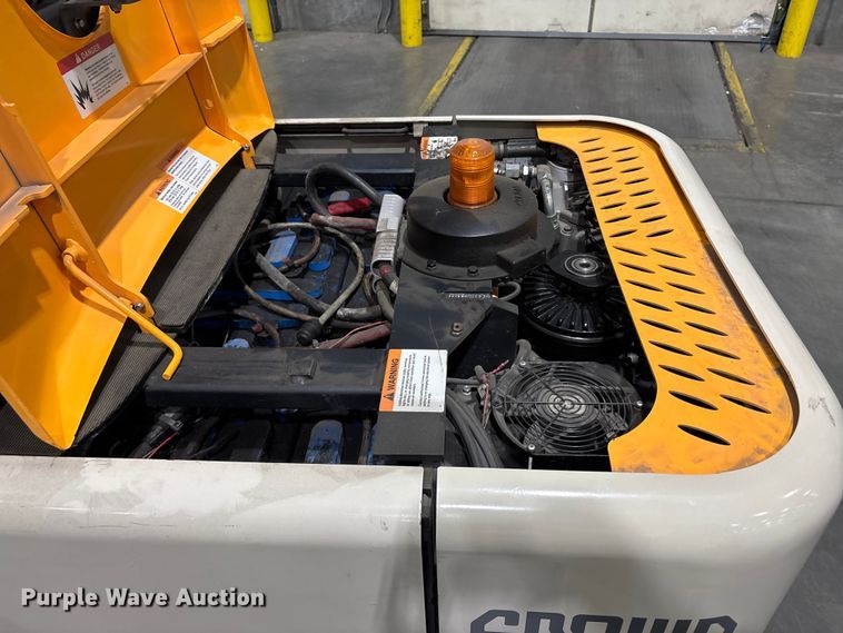 image for item EC8138 2018 Crown SP4050-30 order picker