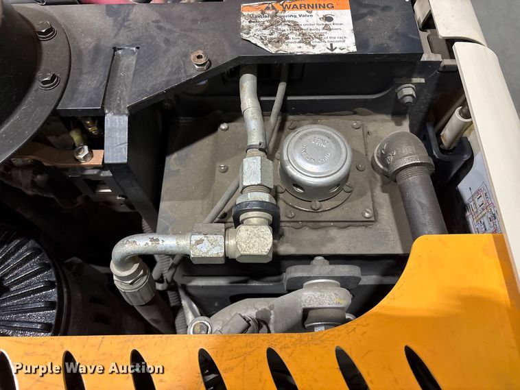 image for item EC8138 2018 Crown SP4050-30 order picker