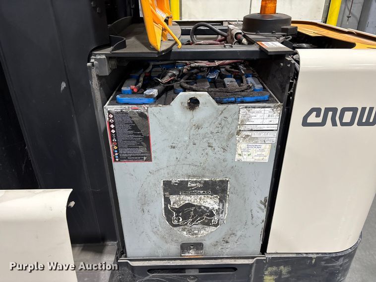 image for item EC8138 2018 Crown SP4050-30 order picker