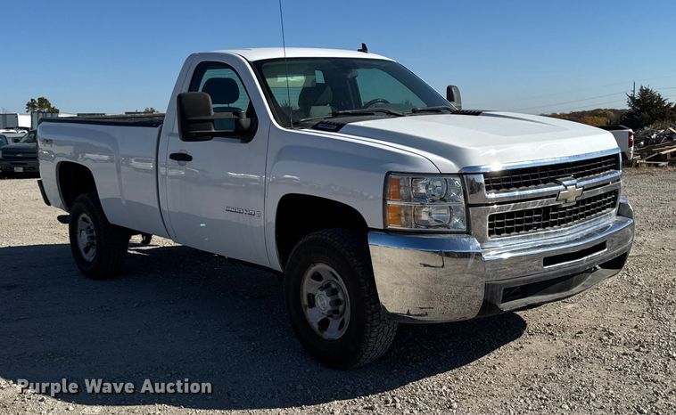 image for item ED1557 2009 Chevrolet Silverado 2500 HD pickup truck