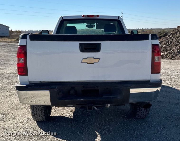 image for item ED1557 2009 Chevrolet Silverado 2500 HD pickup truck