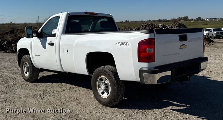 image for item ED1557 2009 Chevrolet Silverado 2500 HD pickup truck