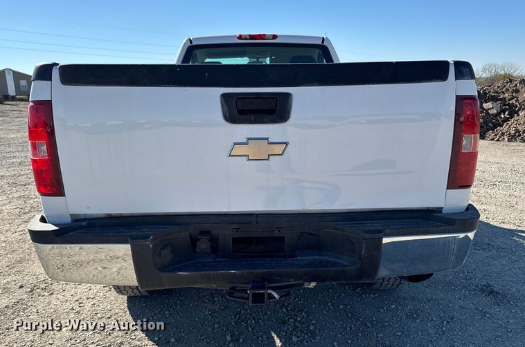 image for item ED1557 2009 Chevrolet Silverado 2500 HD pickup truck