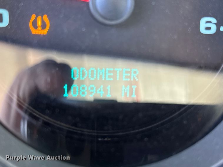 image for item ED1557 2009 Chevrolet Silverado 2500 HD pickup truck