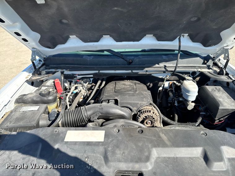 image for item ED1557 2009 Chevrolet Silverado 2500 HD pickup truck