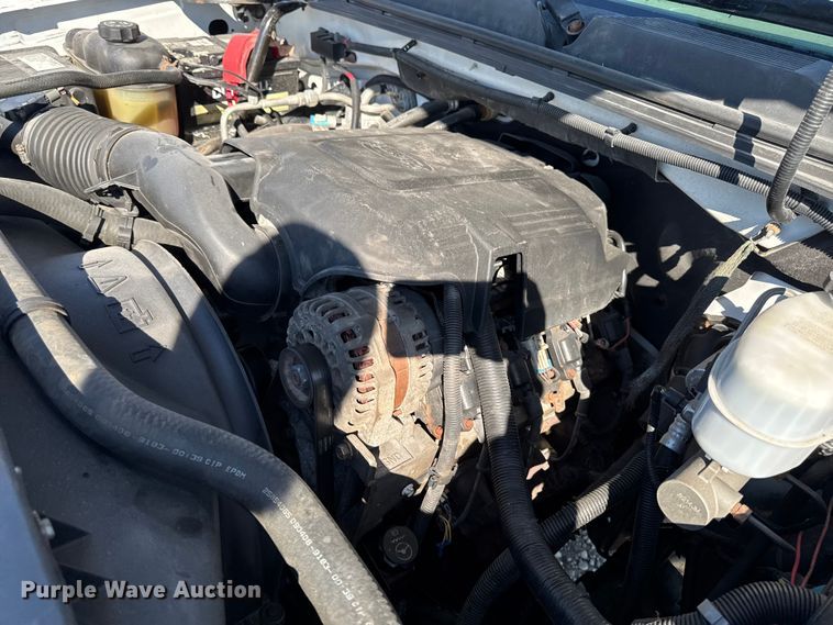 image for item ED1557 2009 Chevrolet Silverado 2500 HD pickup truck