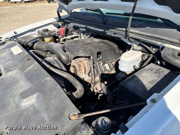 image for item ED1557 2009 Chevrolet Silverado 2500 HD pickup truck