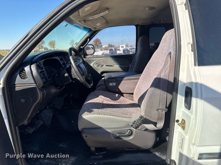 image for item ED1559 2002 Dodge Ram 2500 Quad Cab pickup truck