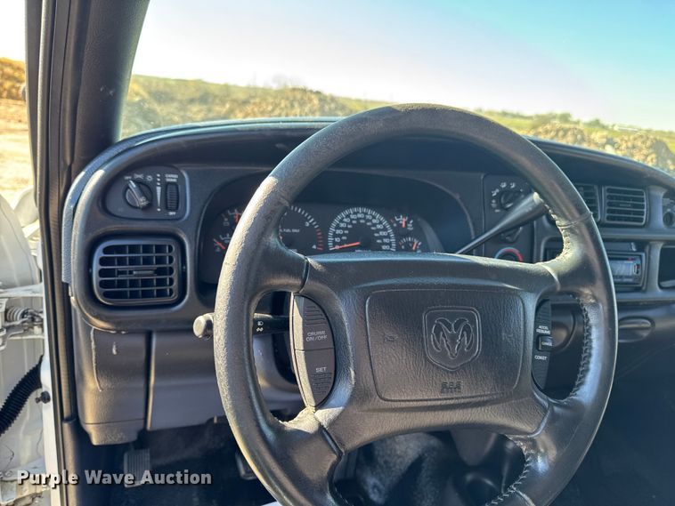 image for item ED1559 2002 Dodge Ram 2500 Quad Cab pickup truck