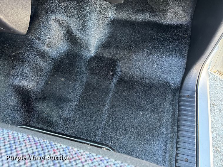 image for item ED1559 2002 Dodge Ram 2500 Quad Cab pickup truck