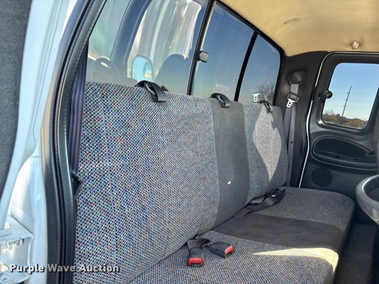 image for item ED1559 2002 Dodge Ram 2500 Quad Cab pickup truck