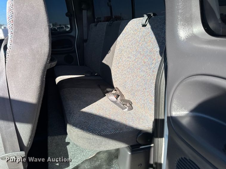 image for item ED1559 2002 Dodge Ram 2500 Quad Cab pickup truck