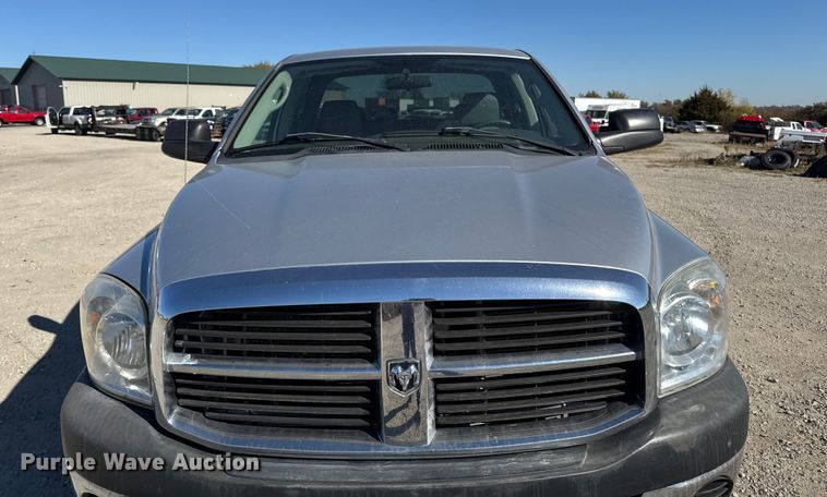 image for item ED1560 2009 Dodge Ram 2500 Quad Cab pickup truck