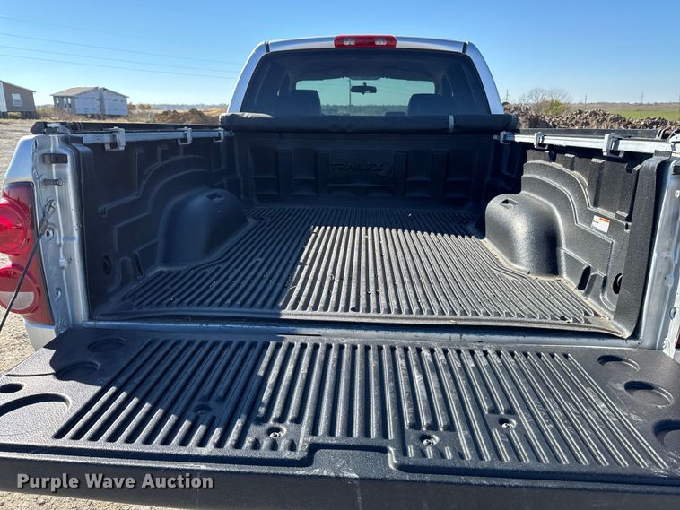 image for item ED1560 2009 Dodge Ram 2500 Quad Cab pickup truck