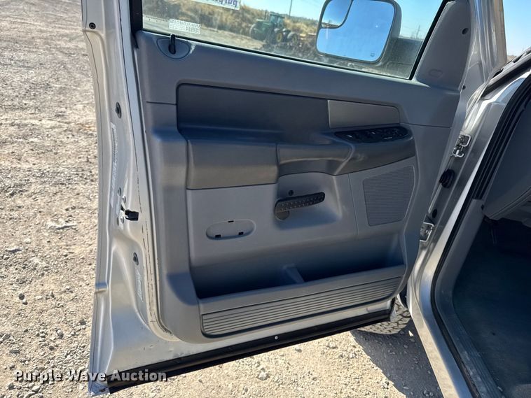 image for item ED1560 2009 Dodge Ram 2500 Quad Cab pickup truck