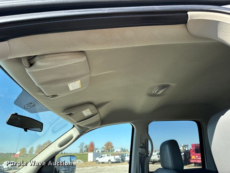 image for item ED1560 2009 Dodge Ram 2500 Quad Cab pickup truck