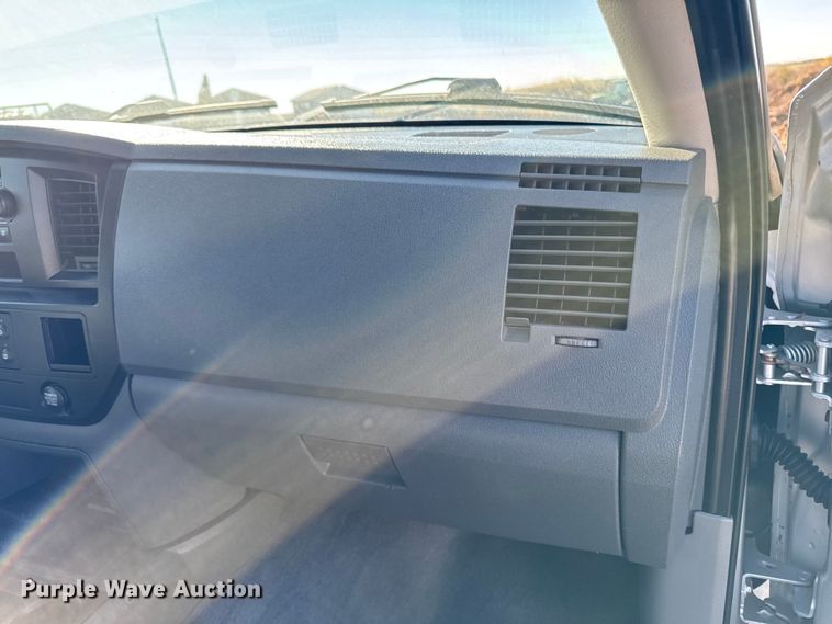 image for item ED1560 2009 Dodge Ram 2500 Quad Cab pickup truck