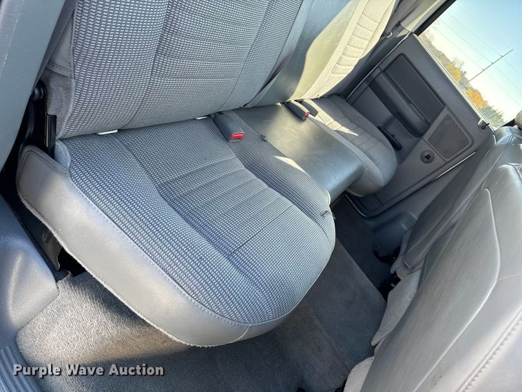 image for item ED1560 2009 Dodge Ram 2500 Quad Cab pickup truck