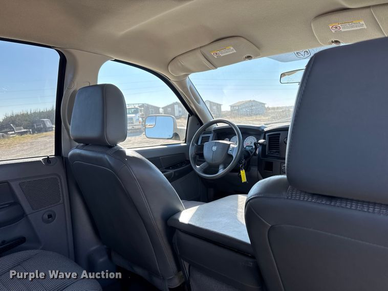 image for item ED1560 2009 Dodge Ram 2500 Quad Cab pickup truck