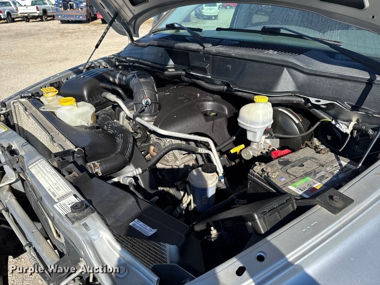 image for item ED1560 2009 Dodge Ram 2500 Quad Cab pickup truck