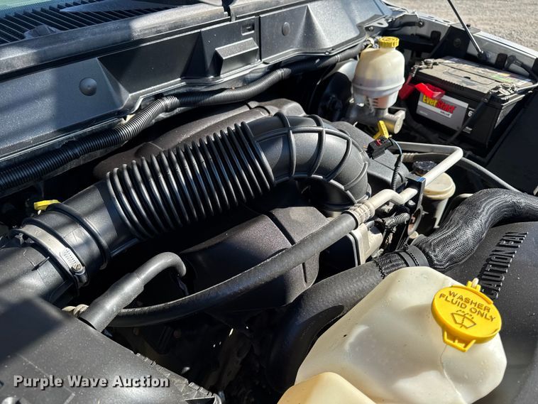 image for item ED1560 2009 Dodge Ram 2500 Quad Cab pickup truck