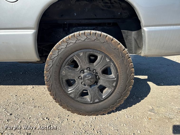 image for item ED1560 2009 Dodge Ram 2500 Quad Cab pickup truck