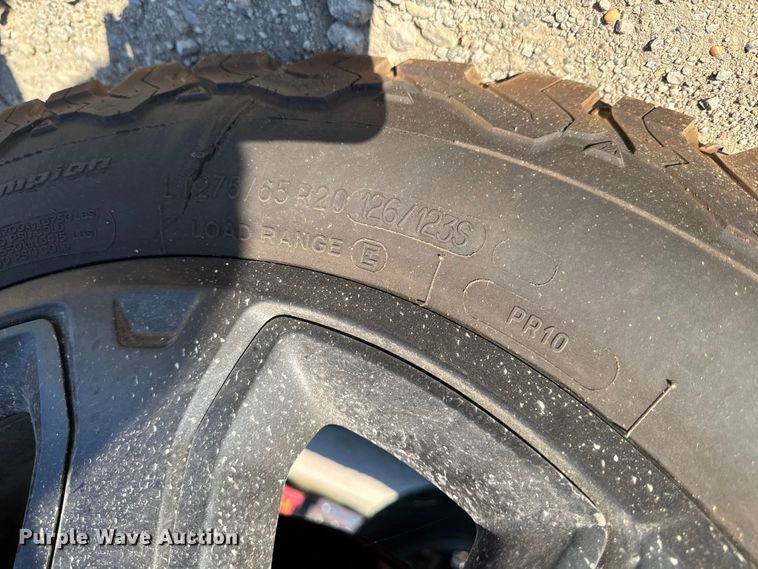 image for item ED1560 2009 Dodge Ram 2500 Quad Cab pickup truck