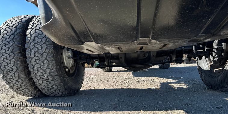 image for item ED1562 2007 Dodge Ram 3500 pickup truck cab and chassis