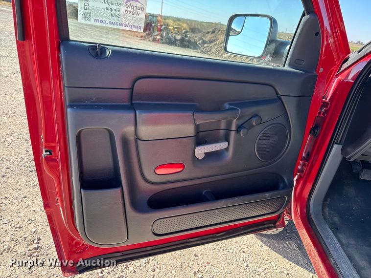 image for item ED1562 2007 Dodge Ram 3500 pickup truck cab and chassis