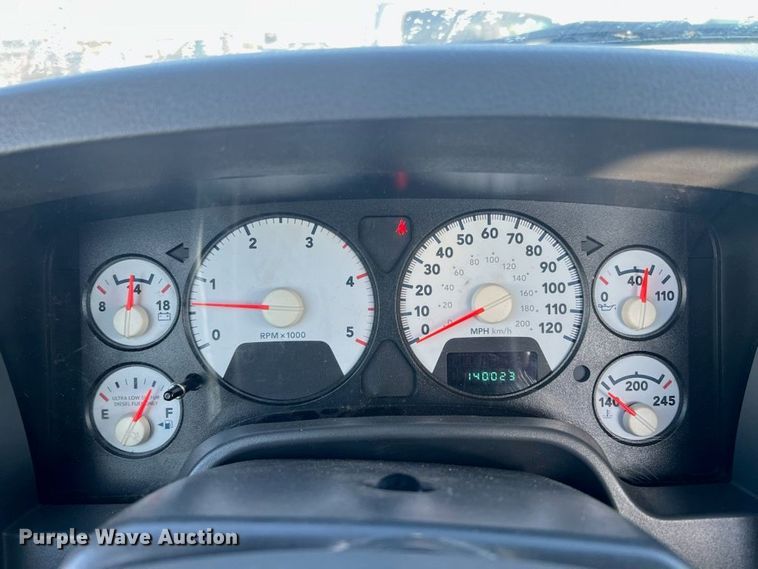 image for item ED1562 2007 Dodge Ram 3500 pickup truck cab and chassis