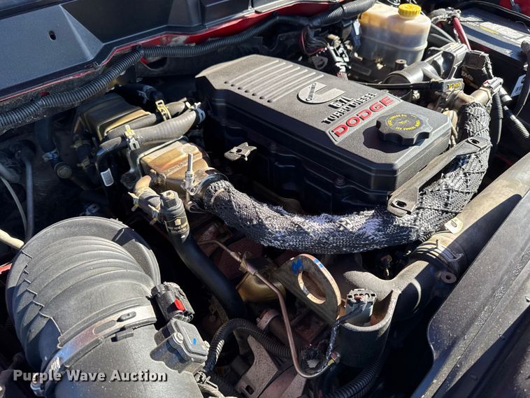 image for item ED1562 2007 Dodge Ram 3500 pickup truck cab and chassis