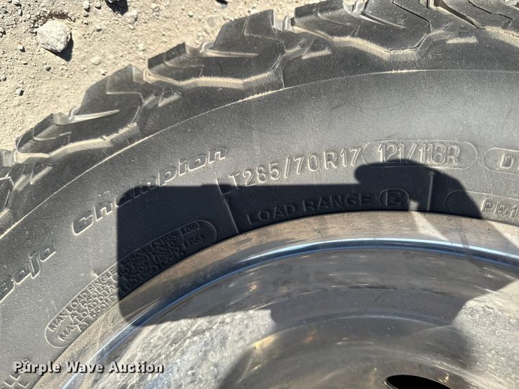 image for item ED1562 2007 Dodge Ram 3500 pickup truck cab and chassis