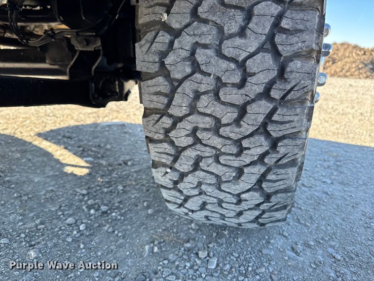 image for item ED1562 2007 Dodge Ram 3500 pickup truck cab and chassis