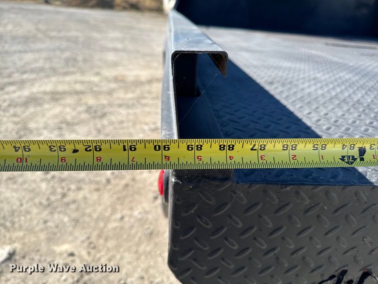 image for item ED1563 2007 Dodge Ram 3500 flatbed pickup truck