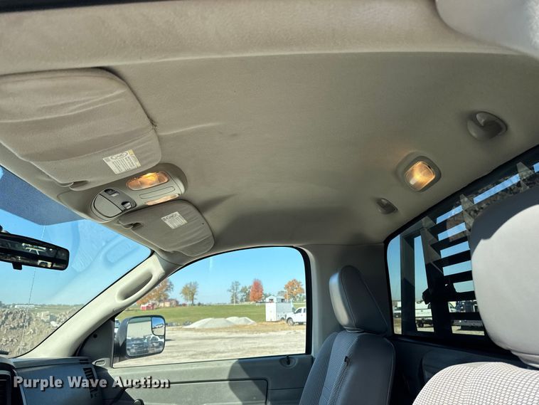 image for item ED1563 2007 Dodge Ram 3500 flatbed pickup truck