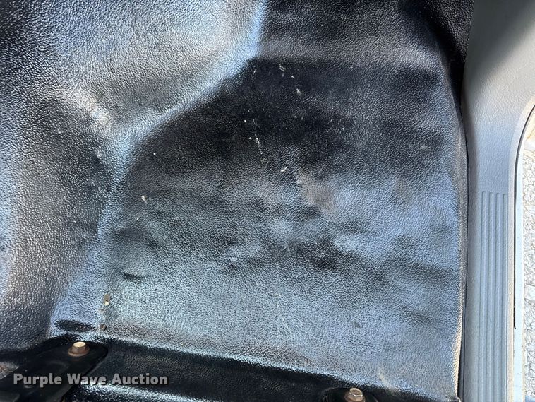 image for item ED1563 2007 Dodge Ram 3500 flatbed pickup truck