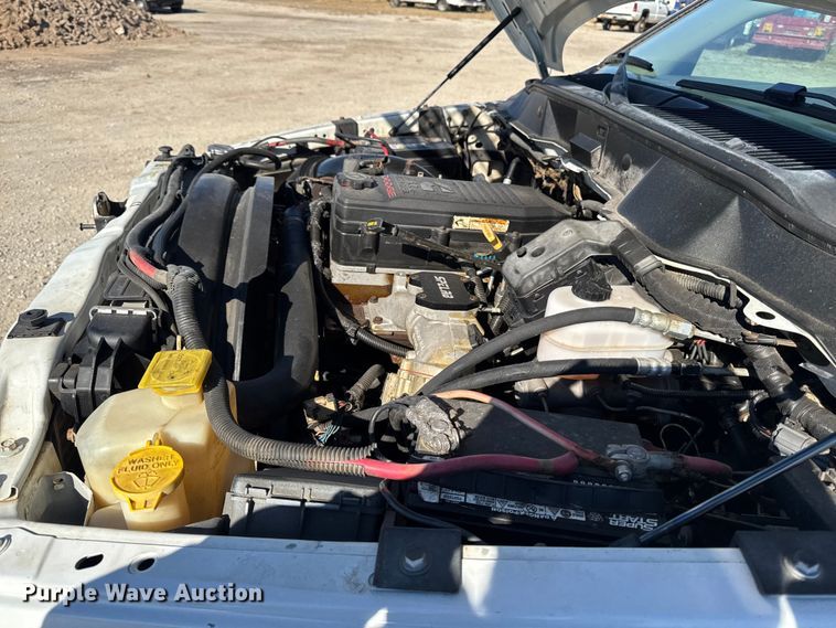 image for item ED1563 2007 Dodge Ram 3500 flatbed pickup truck