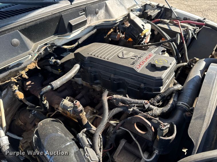 image for item ED1563 2007 Dodge Ram 3500 flatbed pickup truck