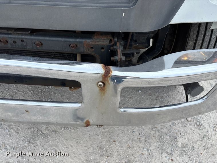 image for item ED2237 2012 Ford F750 box truck