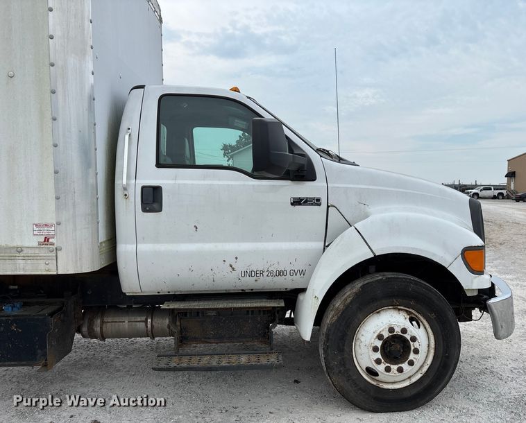 image for item ED2237 2012 Ford F750 box truck