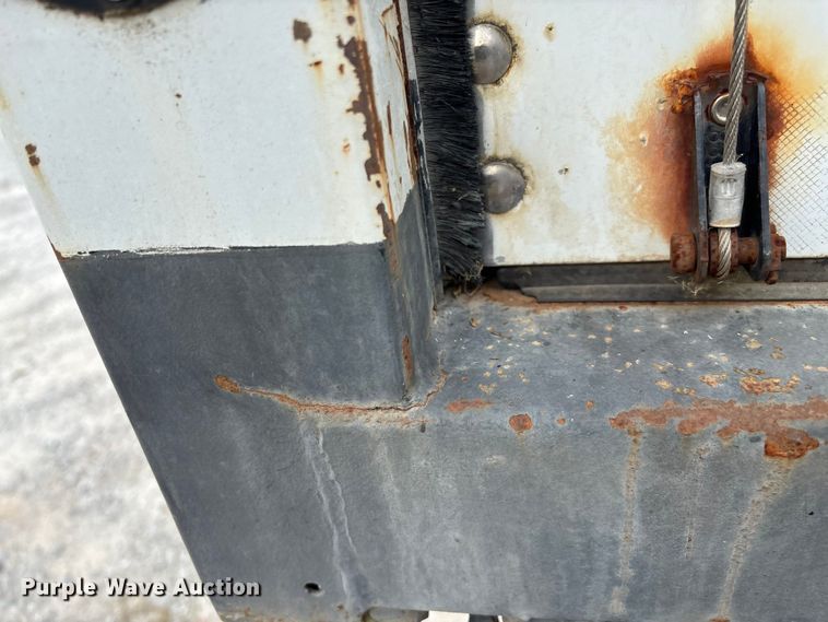 image for item ED2237 2012 Ford F750 box truck