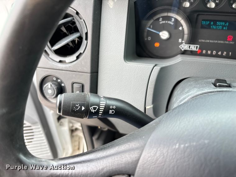 image for item ED2237 2012 Ford F750 box truck