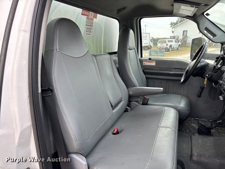 image for item ED2237 2012 Ford F750 box truck