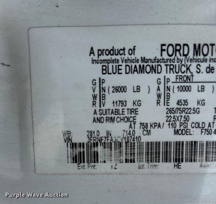 image for item ED2237 2012 Ford F750 box truck